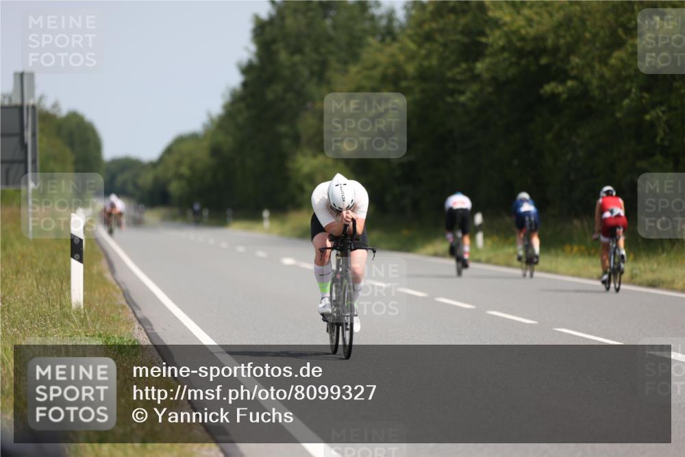 22.06.2025 - Viking Triathlon Yannick Fuchs http://msf.ph/oto/8099327 22.06.2025 11:23:46 Radfahren 6, 21, 45, 179, 363, 414 meine-sportfotos.de