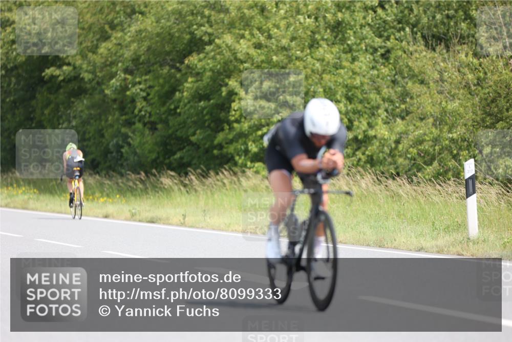 22.06.2025 - Viking Triathlon Yannick Fuchs http://msf.ph/oto/8099333 22.06.2025 12:02:39 Radfahren 18, 19, 40, 122, 187, 209, 244, 278, 316, 317, 350, 374, 377, 395, 428, 452, 506, 522, 536, 546, 630 meine-sportfotos.de