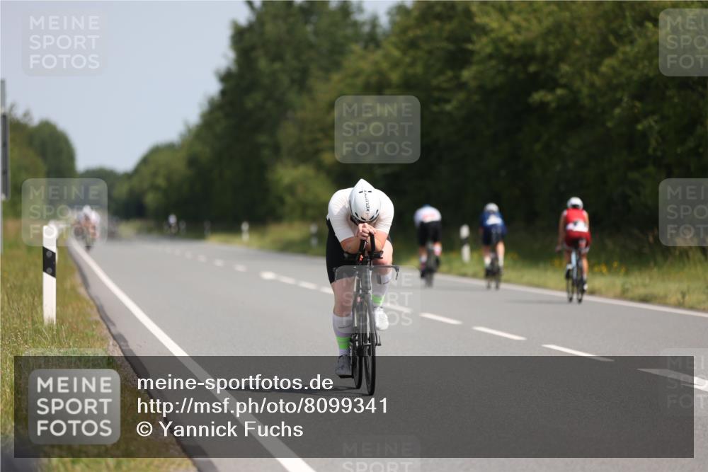 22.06.2025 - Viking Triathlon Yannick Fuchs http://msf.ph/oto/8099341 22.06.2025 11:23:47 Radfahren 6, 21, 45, 179, 363, 414 meine-sportfotos.de