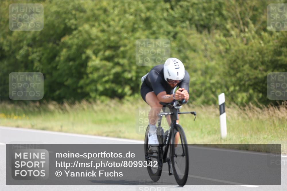 22.06.2025 - Viking Triathlon Yannick Fuchs http://msf.ph/oto/8099342 22.06.2025 12:02:39 Radfahren 18, 19, 40, 122, 187, 209, 244, 278, 316, 317, 350, 374, 377, 395, 428, 452, 506, 522, 536, 546, 630 meine-sportfotos.de