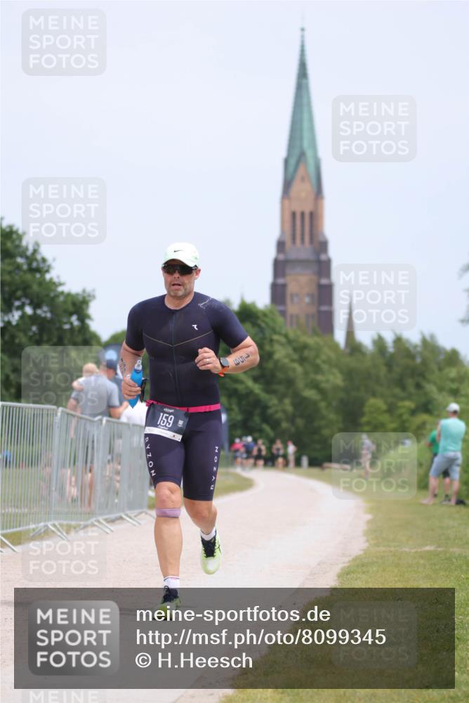 22.06.2025 - Viking Triathlon H.Heesch http://msf.ph/oto/8099345 22.06.2025 13:31:52 Laufen 159 meine-sportfotos.de