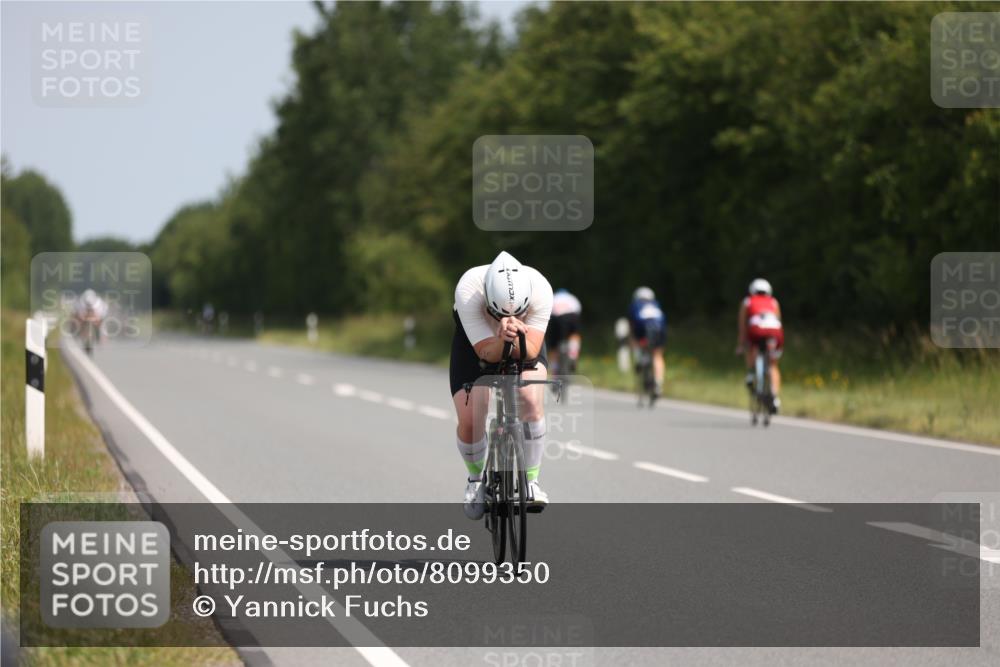 22.06.2025 - Viking Triathlon Yannick Fuchs http://msf.ph/oto/8099350 22.06.2025 11:23:47 Radfahren 6, 21, 45, 179, 363, 414 meine-sportfotos.de