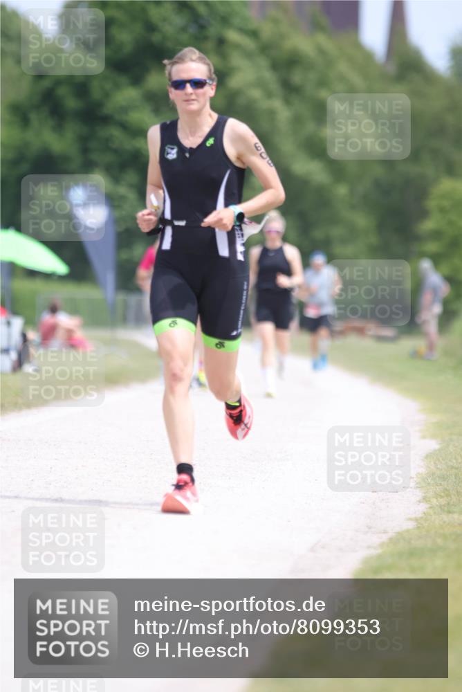 22.06.2025 - Viking Triathlon H.Heesch http://msf.ph/oto/8099353 22.06.2025 13:32:14 Laufen 606 meine-sportfotos.de