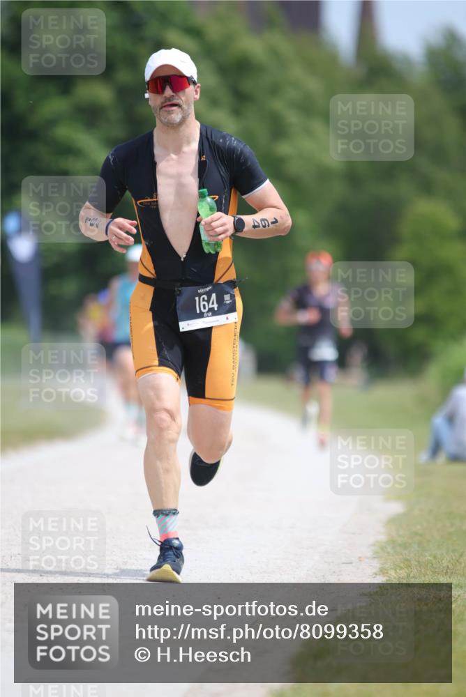 22.06.2025 - Viking Triathlon H.Heesch http://msf.ph/oto/8099358 22.06.2025 13:16:46 Laufen 164 meine-sportfotos.de