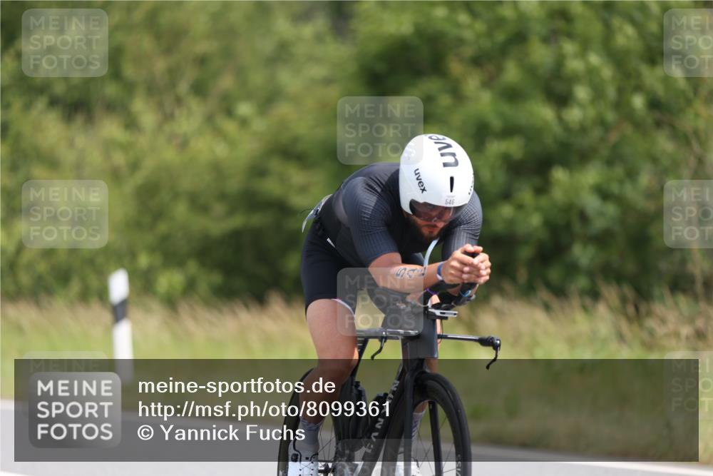 22.06.2025 - Viking Triathlon Yannick Fuchs http://msf.ph/oto/8099361 22.06.2025 12:02:39 Radfahren 18, 19, 40, 122, 187, 209, 244, 278, 316, 317, 350, 374, 377, 395, 428, 452, 506, 522, 536, 546, 630 meine-sportfotos.de