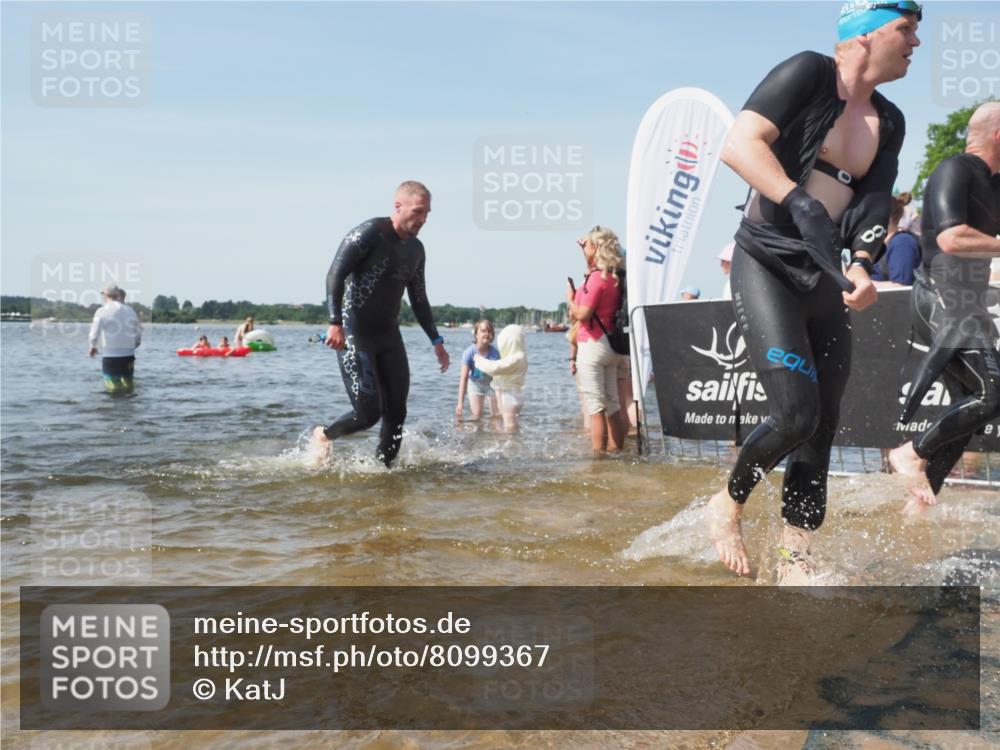 22.06.2025 - Viking Triathlon KatJ http://msf.ph/oto/8099367 22.06.2025 10:32:30 Schwimmen 53, 80, 147, 170, 173, 208, 461, 492 meine-sportfotos.de