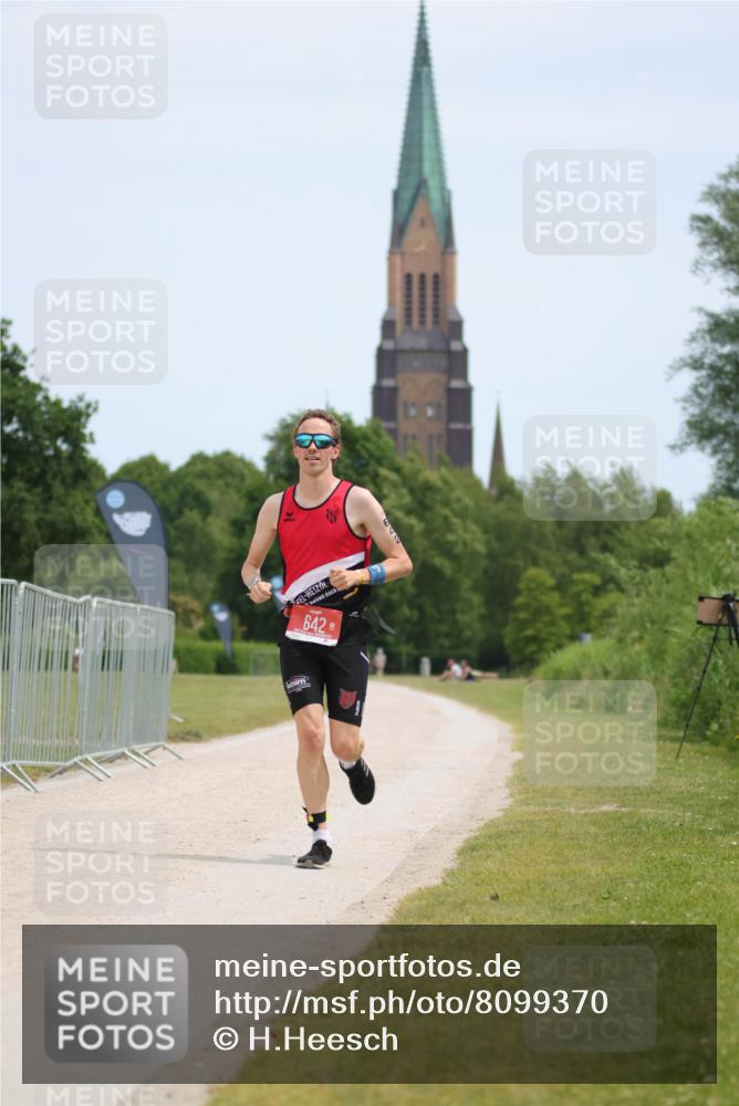 22.06.2025 - Viking Triathlon H.Heesch http://msf.ph/oto/8099370 22.06.2025 12:44:34 Laufen 642 meine-sportfotos.de