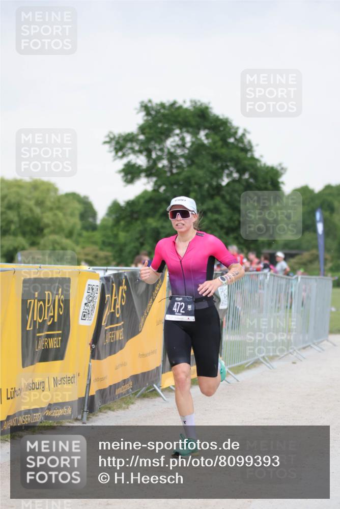 22.06.2025 - Viking Triathlon H.Heesch http://msf.ph/oto/8099393 22.06.2025 16:35:17 Laufen 472 meine-sportfotos.de