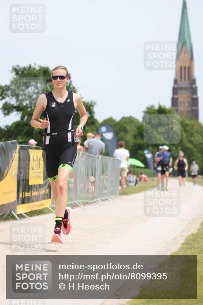 22.06.2025 - Viking Triathlon H.Heesch http://msf.ph/oto/8099395 22.06.2025 13:32:16 Laufen 606 meine-sportfotos.de