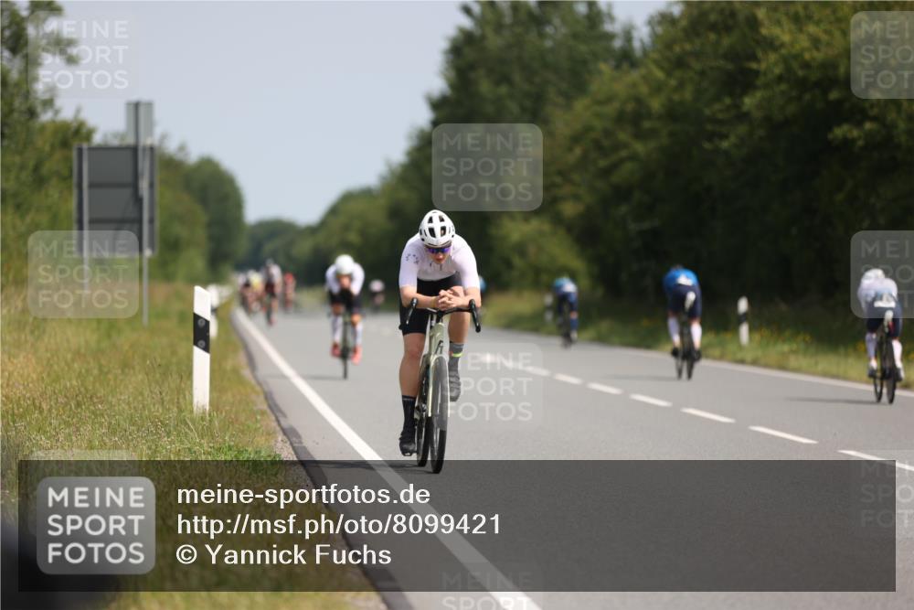 22.06.2025 - Viking Triathlon Yannick Fuchs http://msf.ph/oto/8099421 22.06.2025 11:23:59 Radfahren 436, 474, 658 meine-sportfotos.de