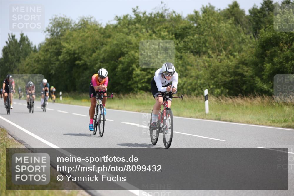 22.06.2025 - Viking Triathlon Yannick Fuchs http://msf.ph/oto/8099432 22.06.2025 12:02:41 Radfahren 18, 19, 40, 122, 187, 209, 240, 244, 278, 316, 317, 350, 374, 377, 395, 428, 452, 506, 531, 536, 546, 630 meine-sportfotos.de
