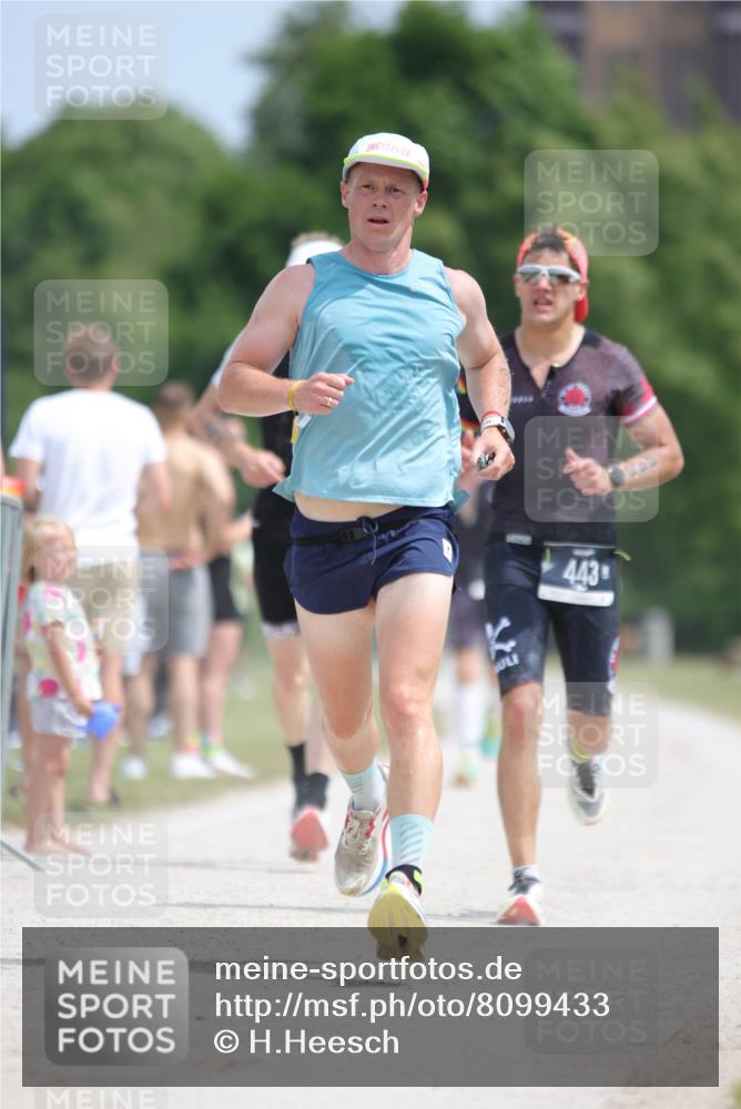 22.06.2025 - Viking Triathlon H.Heesch http://msf.ph/oto/8099433 22.06.2025 13:16:54 Laufen 164, 264, 443, 617 meine-sportfotos.de