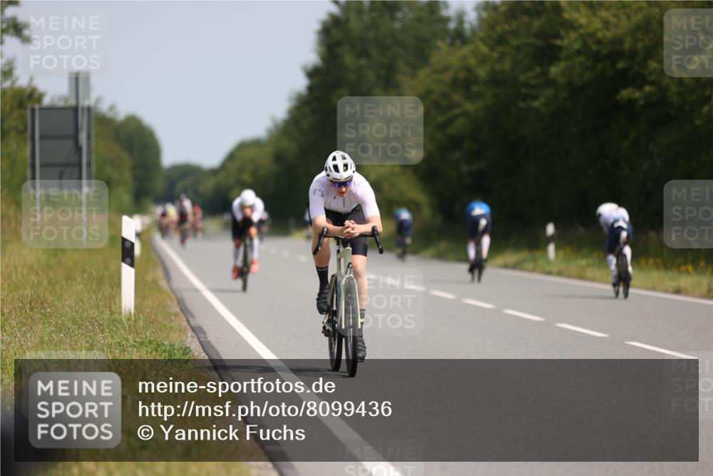 22.06.2025 - Viking Triathlon Yannick Fuchs http://msf.ph/oto/8099436 22.06.2025 11:24:00 Radfahren 436, 474, 658 meine-sportfotos.de