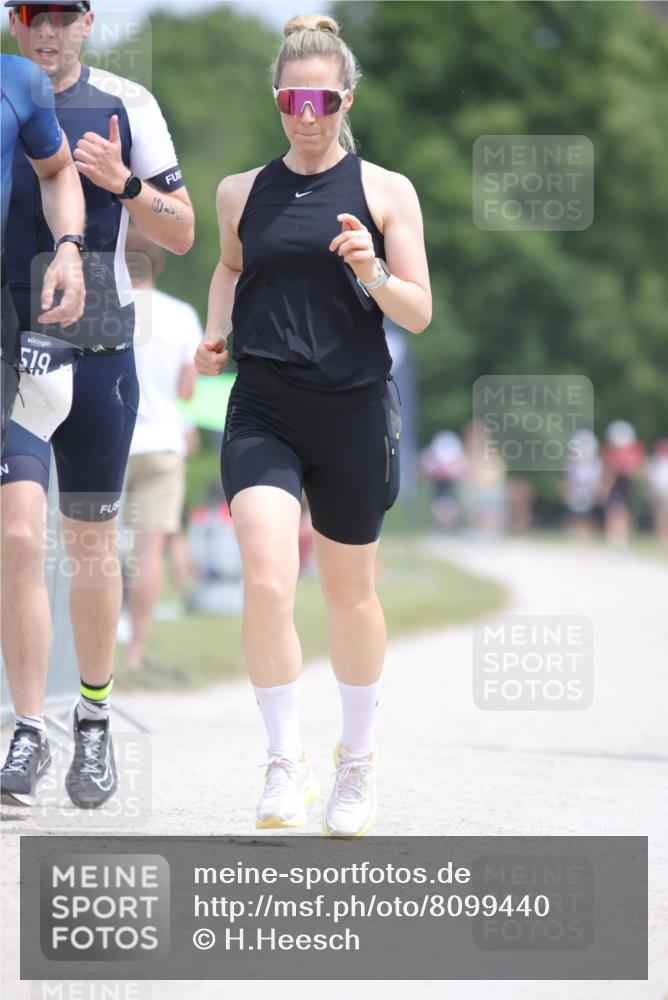 22.06.2025 - Viking Triathlon H.Heesch http://msf.ph/oto/8099440 22.06.2025 13:32:24 Laufen 344, 473, 519 meine-sportfotos.de