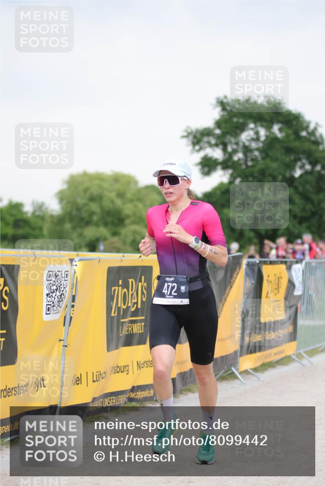22.06.2025 - Viking Triathlon H.Heesch http://msf.ph/oto/8099442 22.06.2025 16:35:18 Laufen 472 meine-sportfotos.de