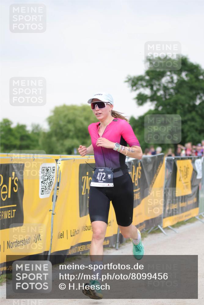 22.06.2025 - Viking Triathlon H.Heesch http://msf.ph/oto/8099456 22.06.2025 16:35:18 Laufen 472 meine-sportfotos.de