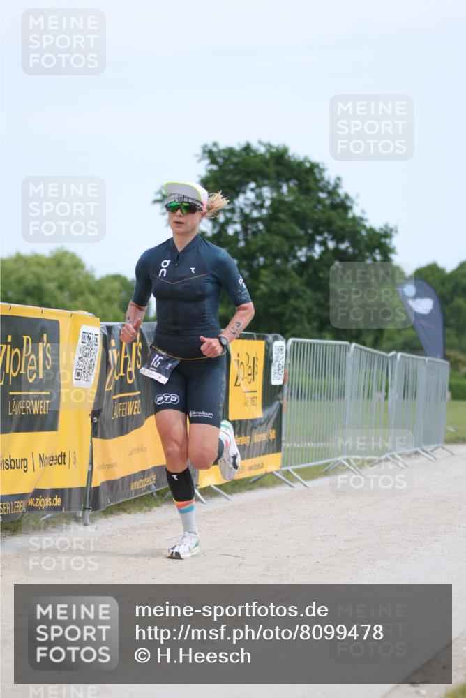 22.06.2025 - Viking Triathlon H.Heesch http://msf.ph/oto/8099478 22.06.2025 12:45:51 Laufen 15 meine-sportfotos.de