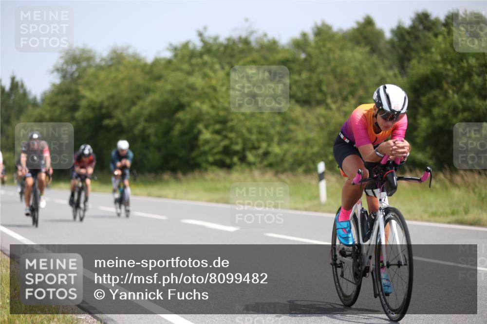 22.06.2025 - Viking Triathlon Yannick Fuchs http://msf.ph/oto/8099482 22.06.2025 12:02:42 Radfahren 18, 19, 40, 84, 122, 127, 187, 209, 240, 244, 316, 317, 350, 374, 377, 395, 428, 452, 506, 531, 536, 546, 630 meine-sportfotos.de