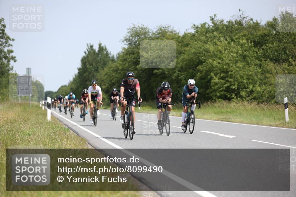 22.06.2025 - Viking Triathlon Yannick Fuchs http://msf.ph/oto/8099490 22.06.2025 12:02:43 Radfahren 18, 19, 40, 84, 122, 127, 187, 209, 240, 244, 316, 317, 374, 377, 395, 428, 452, 506, 531, 546, 630 meine-sportfotos.de