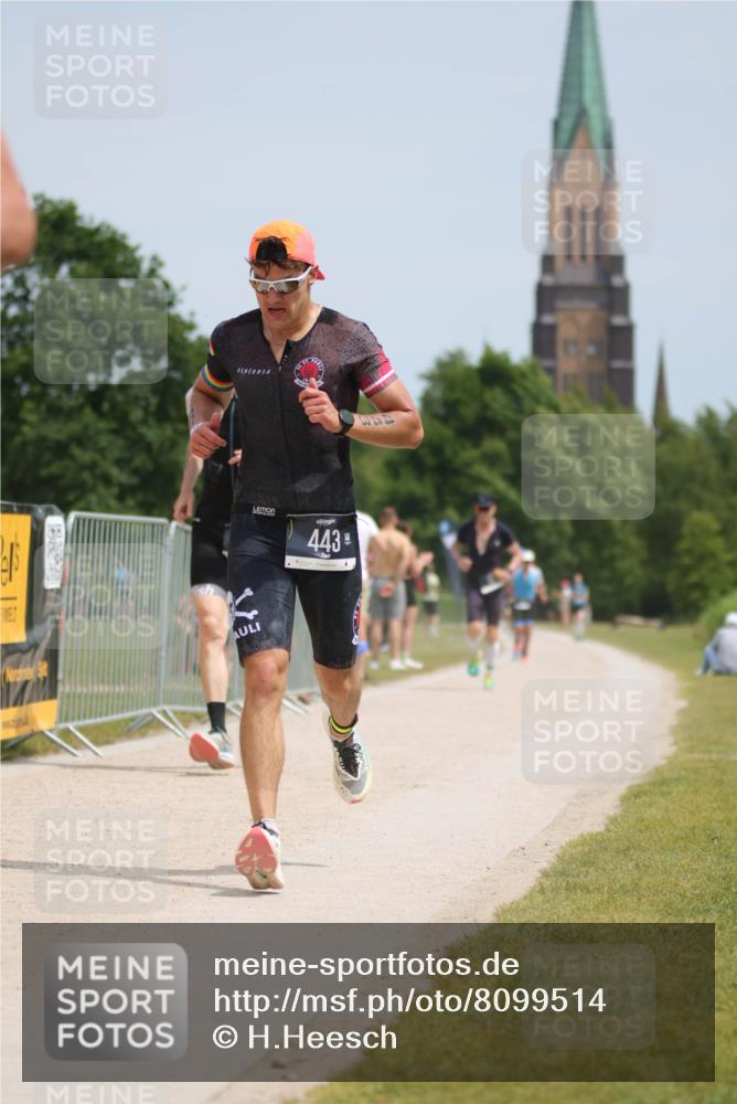 22.06.2025 - Viking Triathlon H.Heesch http://msf.ph/oto/8099514 22.06.2025 13:16:57 Laufen 264, 443, 617 meine-sportfotos.de