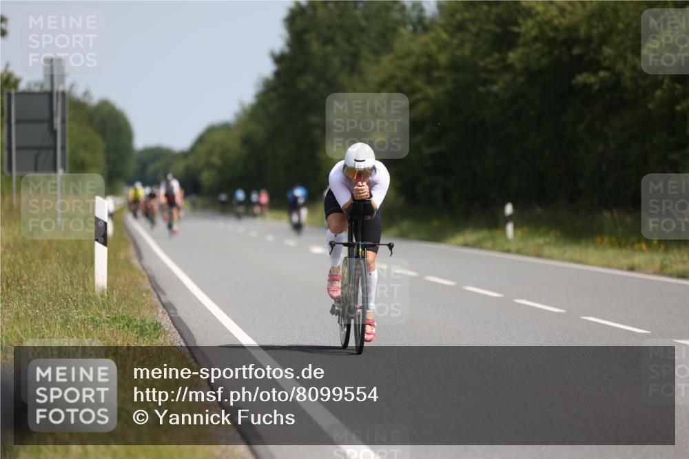 22.06.2025 - Viking Triathlon Yannick Fuchs http://msf.ph/oto/8099554 22.06.2025 11:24:03 Radfahren 396, 436, 474, 658 meine-sportfotos.de