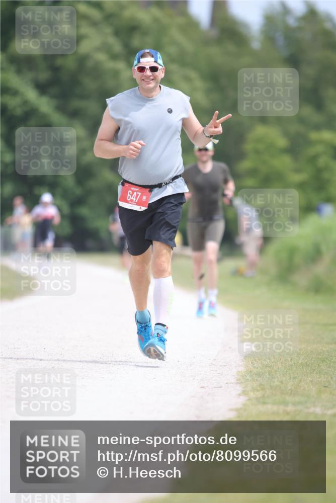 22.06.2025 - Viking Triathlon H.Heesch http://msf.ph/oto/8099566 22.06.2025 13:32:33 Laufen 473, 647 meine-sportfotos.de