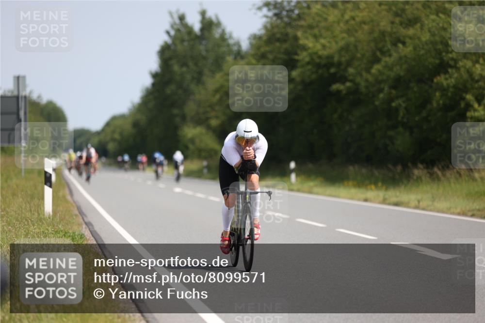 22.06.2025 - Viking Triathlon Yannick Fuchs http://msf.ph/oto/8099571 22.06.2025 11:24:03 Radfahren 396, 436, 474, 658 meine-sportfotos.de