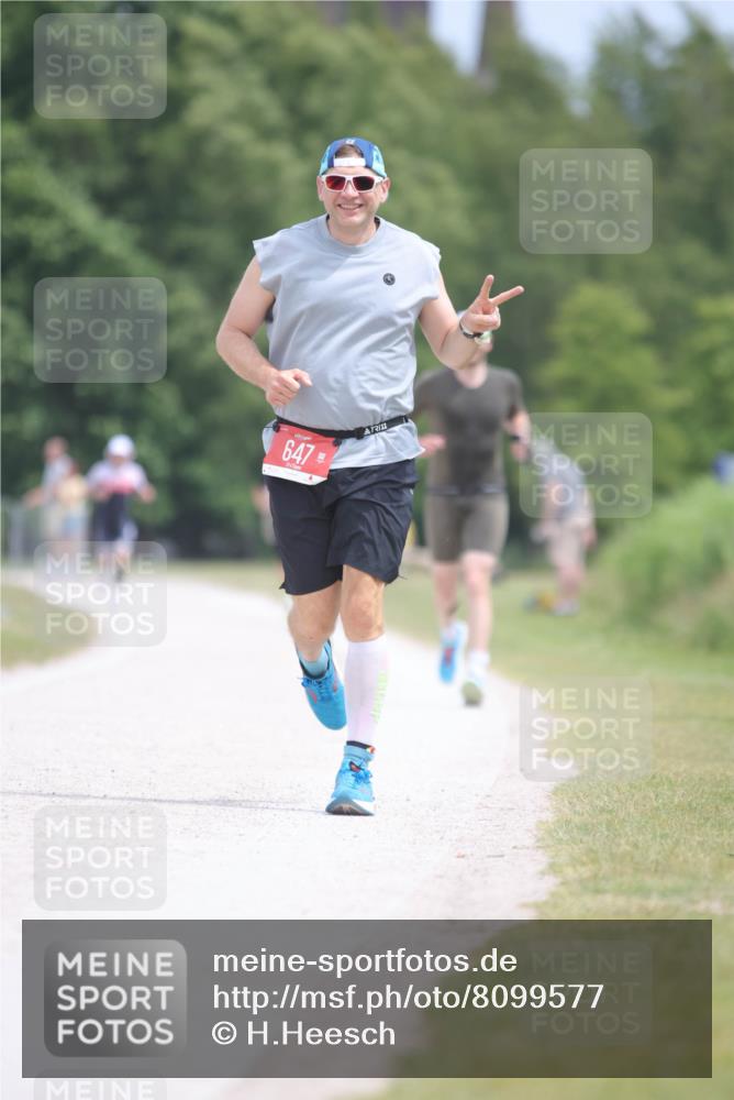 22.06.2025 - Viking Triathlon H.Heesch http://msf.ph/oto/8099577 22.06.2025 13:32:33 Laufen 473, 647 meine-sportfotos.de