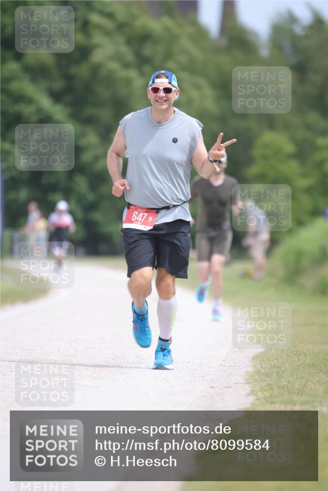 22.06.2025 - Viking Triathlon H.Heesch http://msf.ph/oto/8099584 22.06.2025 13:32:33 Laufen 473, 647 meine-sportfotos.de