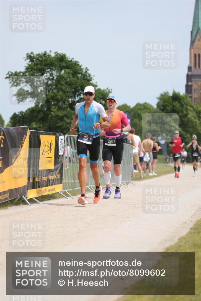 22.06.2025 - Viking Triathlon H.Heesch http://msf.ph/oto/8099602 22.06.2025 13:17:11 Laufen 75, 158, 554 meine-sportfotos.de