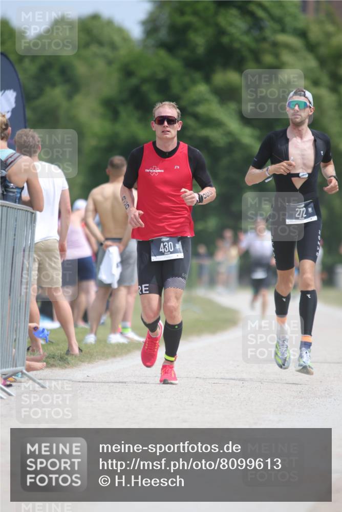 22.06.2025 - Viking Triathlon H.Heesch http://msf.ph/oto/8099613 22.06.2025 13:17:15 Laufen 158, 272, 430, 554 meine-sportfotos.de