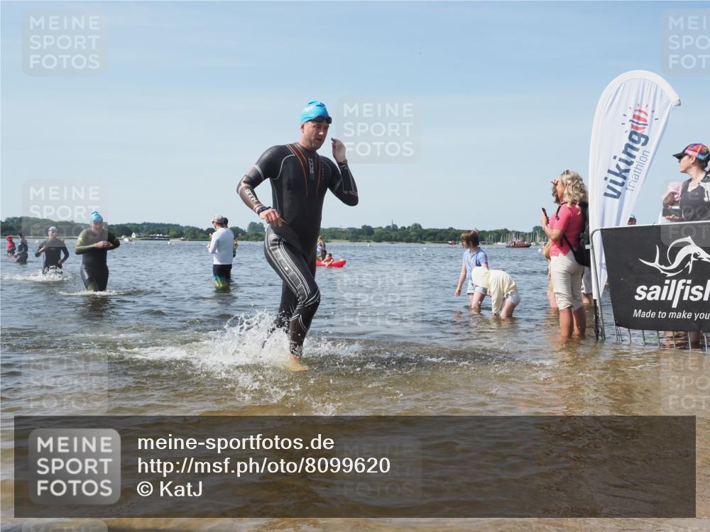 22.06.2025 - Viking Triathlon KatJ http://msf.ph/oto/8099620 22.06.2025 10:32:43 Schwimmen 80, 208, 278, 554 meine-sportfotos.de