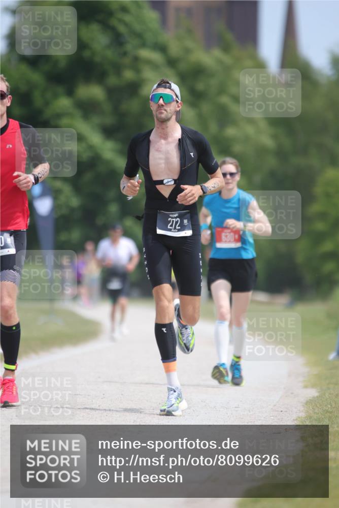 22.06.2025 - Viking Triathlon H.Heesch http://msf.ph/oto/8099626 22.06.2025 13:17:16 Laufen 158, 272, 430, 554, 630 meine-sportfotos.de