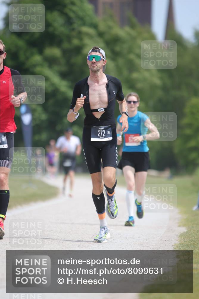 22.06.2025 - Viking Triathlon H.Heesch http://msf.ph/oto/8099631 22.06.2025 13:17:16 Laufen 158, 272, 430, 554, 630 meine-sportfotos.de