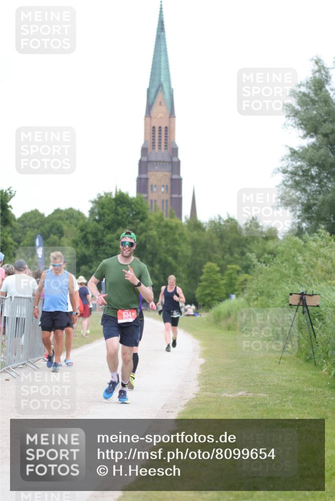 22.06.2025 - Viking Triathlon H.Heesch http://msf.ph/oto/8099654 22.06.2025 15:39:02 Laufen 243, 634 meine-sportfotos.de
