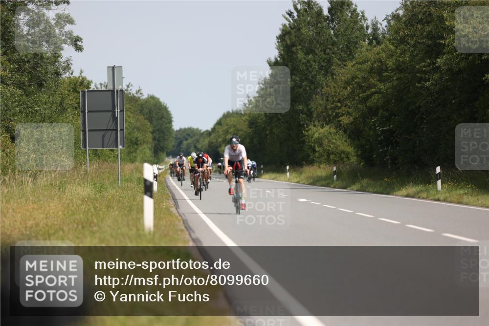 22.06.2025 - Viking Triathlon Yannick Fuchs http://msf.ph/oto/8099660 22.06.2025 11:24:08 Radfahren 313, 383, 396, 436, 474 meine-sportfotos.de