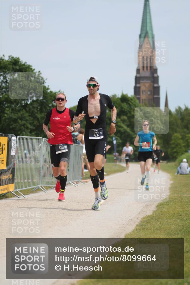 22.06.2025 - Viking Triathlon H.Heesch http://msf.ph/oto/8099664 22.06.2025 13:17:19 Laufen 272, 430, 554, 630 meine-sportfotos.de