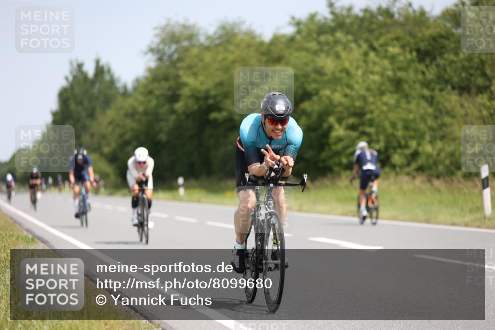 22.06.2025 - Viking Triathlon Yannick Fuchs http://msf.ph/oto/8099680 22.06.2025 12:02:46 Radfahren 19, 40, 84, 122, 127, 137, 187, 209, 240, 244, 316, 317, 374, 377, 395, 428, 452, 506, 531, 630 meine-sportfotos.de
