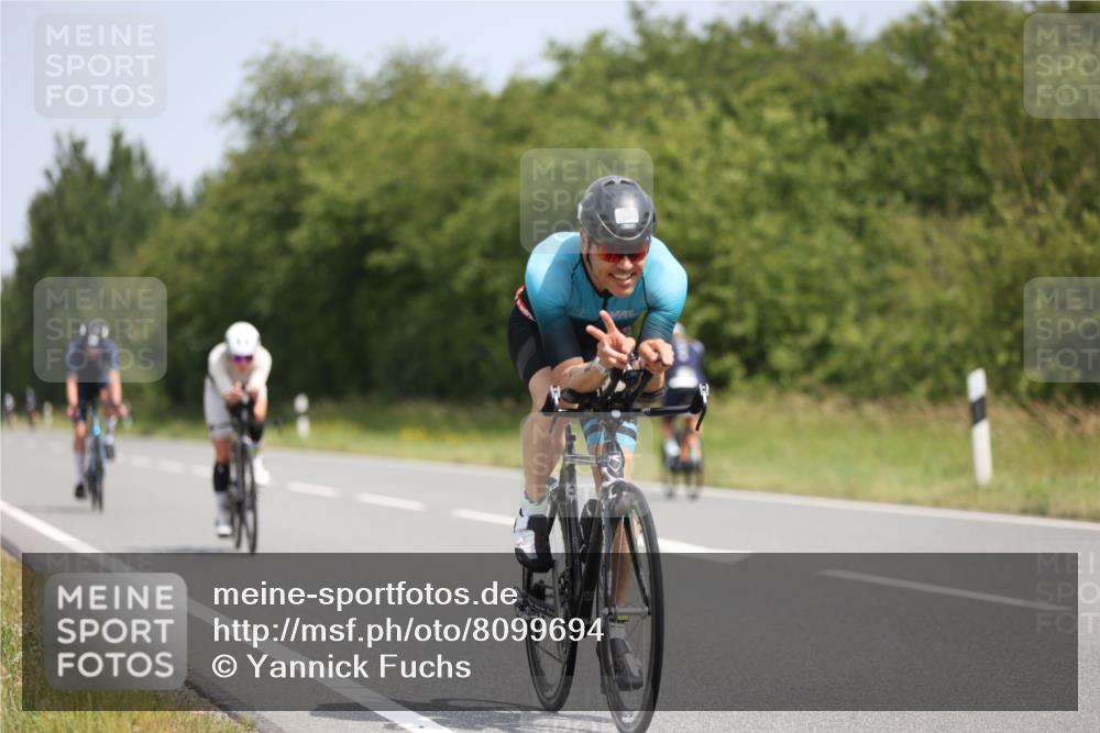 22.06.2025 - Viking Triathlon Yannick Fuchs http://msf.ph/oto/8099694 22.06.2025 12:02:46 Radfahren 19, 40, 84, 122, 127, 137, 187, 209, 240, 244, 316, 317, 374, 377, 395, 428, 452, 506, 531, 630 meine-sportfotos.de