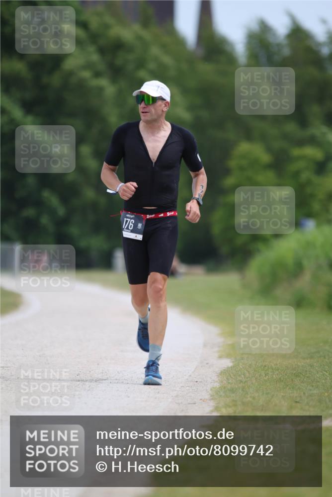 22.06.2025 - Viking Triathlon H.Heesch http://msf.ph/oto/8099742 22.06.2025 12:47:44 Laufen 176, 272 meine-sportfotos.de