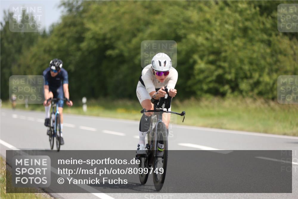 22.06.2025 - Viking Triathlon Yannick Fuchs http://msf.ph/oto/8099749 22.06.2025 12:02:48 Radfahren 19, 40, 84, 122, 127, 137, 187, 209, 240, 244, 316, 377, 395, 428, 452, 506, 531 meine-sportfotos.de
