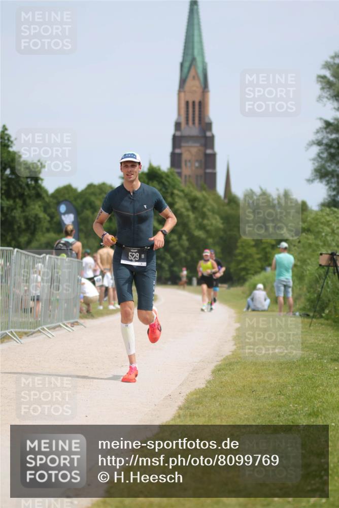 22.06.2025 - Viking Triathlon H.Heesch http://msf.ph/oto/8099769 22.06.2025 13:17:33 Laufen 10, 299, 386, 529 meine-sportfotos.de