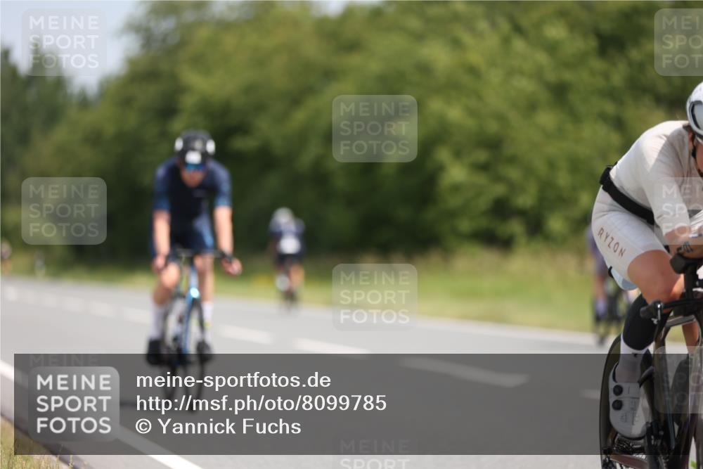 22.06.2025 - Viking Triathlon Yannick Fuchs http://msf.ph/oto/8099785 22.06.2025 12:02:48 Radfahren 19, 40, 84, 122, 127, 137, 187, 209, 240, 244, 316, 377, 395, 428, 452, 506, 531 meine-sportfotos.de