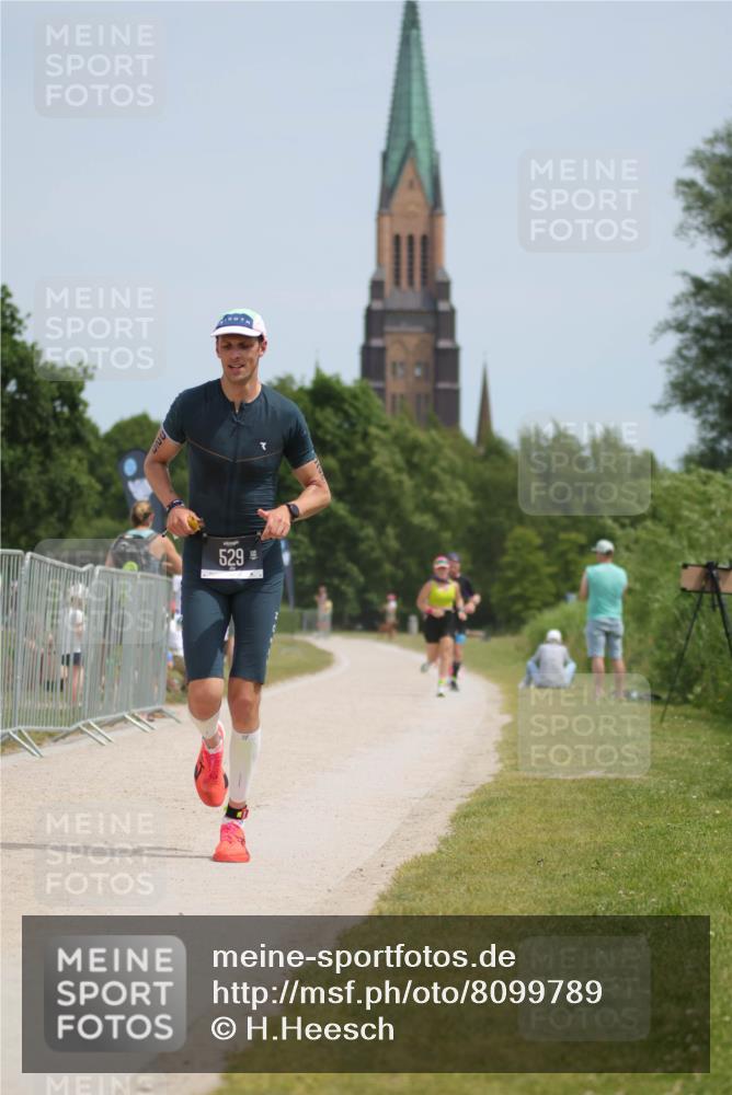 22.06.2025 - Viking Triathlon H.Heesch http://msf.ph/oto/8099789 22.06.2025 13:17:33 Laufen 10, 299, 386, 529 meine-sportfotos.de
