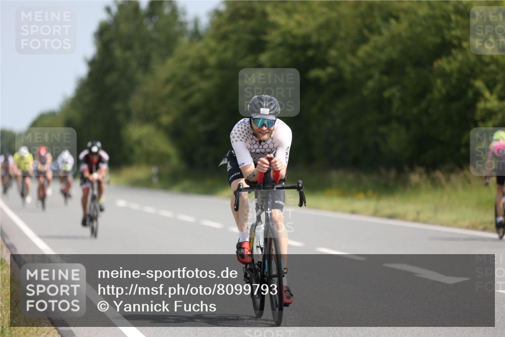 22.06.2025 - Viking Triathlon Yannick Fuchs http://msf.ph/oto/8099793 22.06.2025 11:24:12 Radfahren 313, 383, 396, 540, 618 meine-sportfotos.de