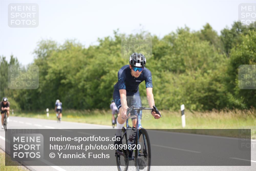 22.06.2025 - Viking Triathlon Yannick Fuchs http://msf.ph/oto/8099820 22.06.2025 12:02:49 Radfahren 19, 39, 84, 122, 127, 137, 187, 209, 240, 244, 316, 377, 428, 452, 531 meine-sportfotos.de
