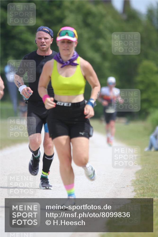 22.06.2025 - Viking Triathlon H.Heesch http://msf.ph/oto/8099836 22.06.2025 13:17:39 Laufen 195, 299, 529, 612 meine-sportfotos.de