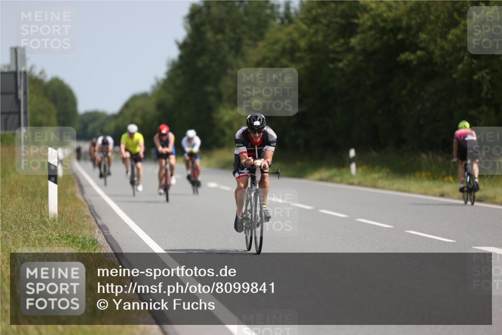 22.06.2025 - Viking Triathlon Yannick Fuchs http://msf.ph/oto/8099841 22.06.2025 11:24:13 Radfahren 313, 383, 396, 540, 618 meine-sportfotos.de