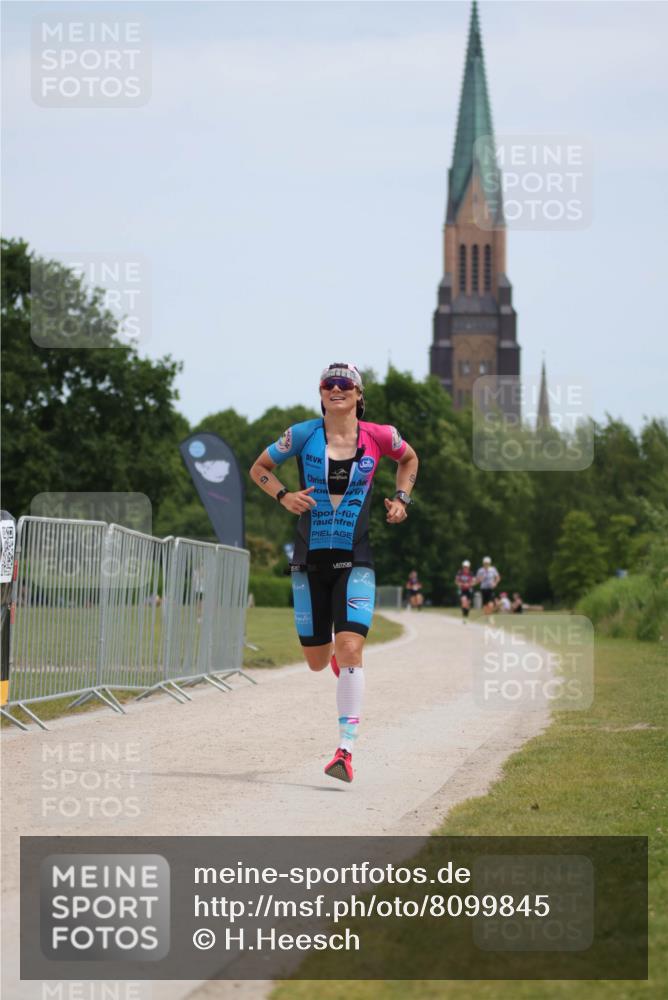 22.06.2025 - Viking Triathlon H.Heesch http://msf.ph/oto/8099845 22.06.2025 12:48:20 Laufen 9 meine-sportfotos.de