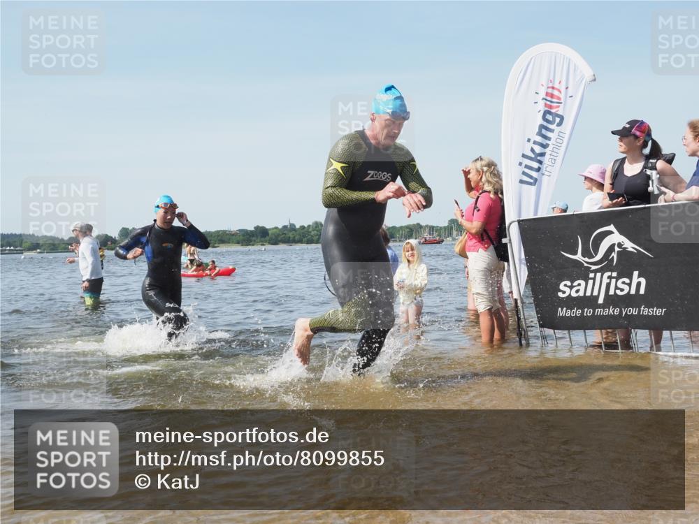 22.06.2025 - Viking Triathlon KatJ http://msf.ph/oto/8099855 22.06.2025 10:32:48 Schwimmen 208, 278, 287, 554 meine-sportfotos.de